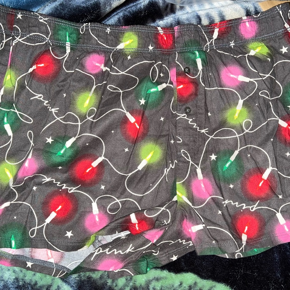 Victoria’s Secret PINK Sleep Shorts XL Black with Christmas Lights